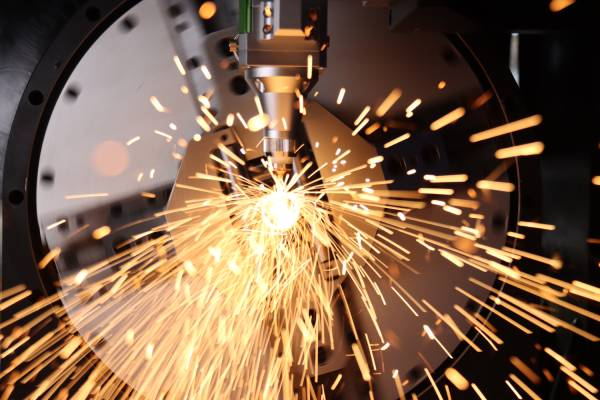 Машина за лазерно рязане на тръби, по-бърза, висока прецизност!