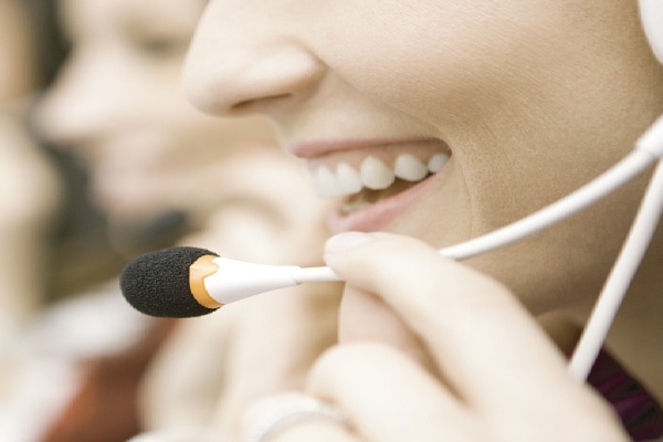 Изпълнителен директор за обслужване на клиенти