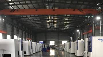 Cnc лазерен нож за влакна с добро качество и голям инвентар във фабриката на Hymson