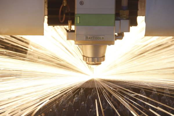 Ръчна машина за лазерно заваряване от серия MWF